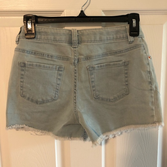 Lot of girls Jean shorts size 10 - Picture 11 of 11